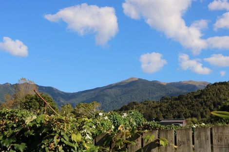 Photo of property in 33 Clifford Street, Blackball, 7804