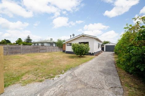 Photo of property in 16 Howden Road, Fairfield, Hamilton, 3214