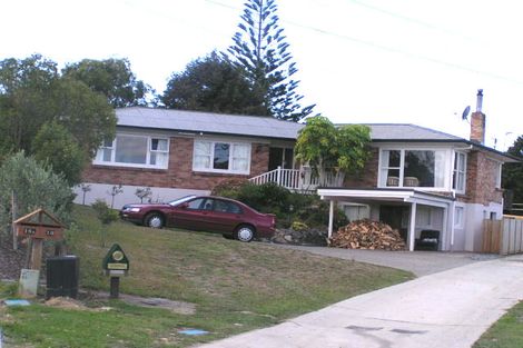 Photo of property in 15 Varlene Terrace, Forrest Hill, Auckland, 0620