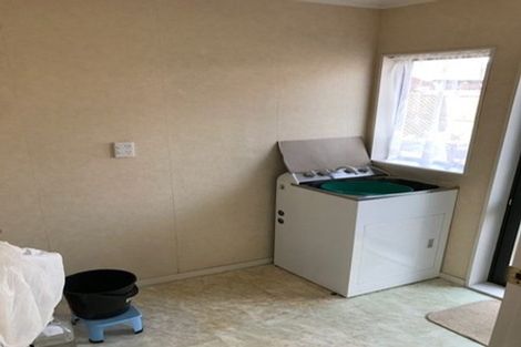 Photo of property in 1/9 Midvale Place, Burswood, Auckland, 2013