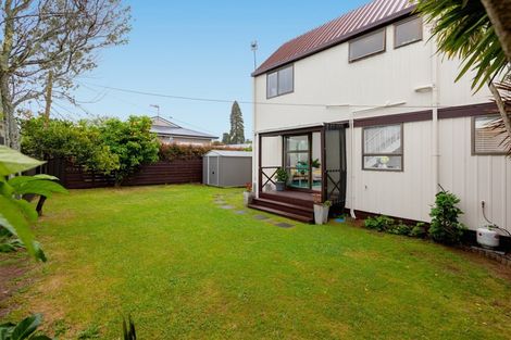 Photo of property in 5/506 Devonport Road, Tauranga South, Tauranga, 3112