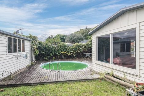 Photo of property in 299 Te Moana Road, Waikanae, 5036