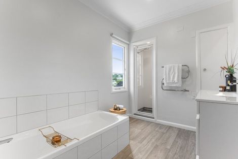 Photo of property in 106 Victoria Avenue, Remuera, Auckland, 1050