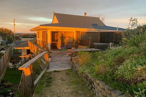 Photo of property in 563 Pukehina Parade, Pukehina, Te Puke, 3189