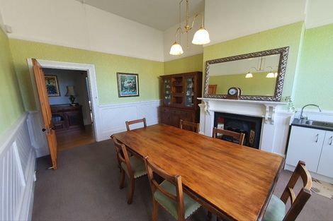 Photo of property in 27 Holly Road, St Albans, Christchurch, 8014