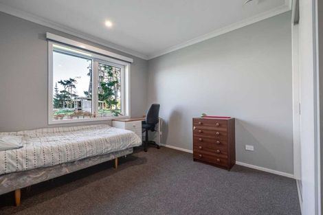 Photo of property in 8 Garrick Lane, Kelvin Grove, Palmerston North, 4470
