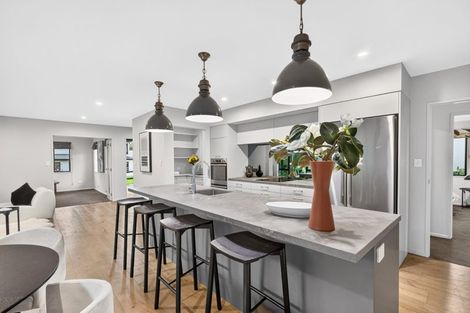 Photo of property in 20b Cambridge Road, Riverhead, 0820