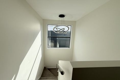 Photo of property in 15 Kea Road, Silverdale, 0932