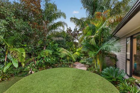 Photo of property in 20b Cambridge Road, Riverhead, 0820