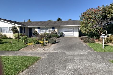 Photo of property in 5 Windsor Avenue, Waikanae, 5036