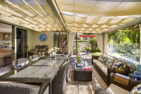 Photo of property in 86 Kensington Drive, Taradale, Napier, 4112