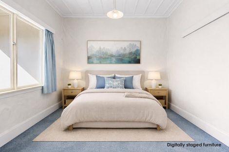 Photo of property in 58 Morley Street, New Plymouth, 4310