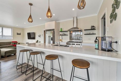 Photo of property in 5 Pembroke Road, Pembroke, Stratford, 4332