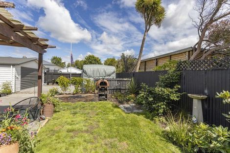 Photo of property in 102b West Belt, Rangiora, 7400