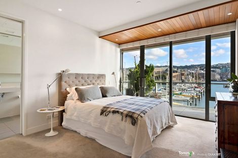 Photo of property in Clyde Quay Wharf, 2c/7 Clyde Quay Wharf, Te Aro, Wellington, 6011