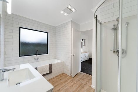 Photo of property in 56 Lotus Avenue, Mount Maunganui, 3116