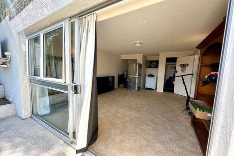 Photo of property in 16 Barnego Road, Balclutha, 9230