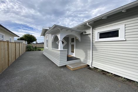 Photo of property in 1 Roach Street, Marewa, Napier, 4110