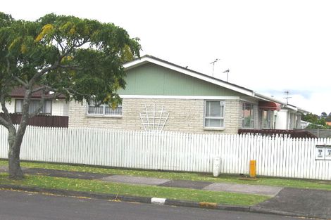 Photo of property in 2/15 Cranberry Place, Bucklands Beach, Auckland, 2012