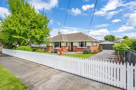 Photo of property in 19 Charles Street, Clouston Park, Upper Hutt, 5018