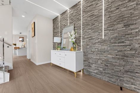 Photo of property in 22 Black Shed Road, Flat Bush, Auckland, 2019