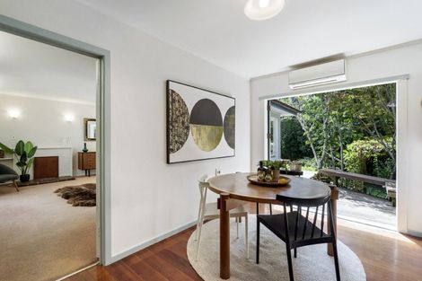 Photo of property in 2/12 Maleme Avenue, Belmont, Auckland, 0622