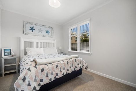 Photo of property in 15 Torkar Road, Clarks Beach, 2122