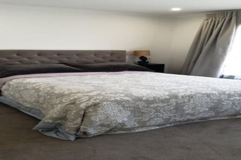 Photo of property in 2/45 Rawhiti Road, One Tree Hill, Auckland, 1061