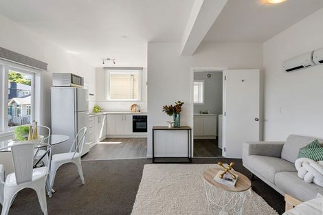 Photo of property in 100 Rakau Road, Hataitai, Wellington, 6021