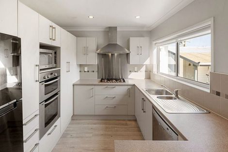 Photo of property in 40a Clare Street, Cambridge, 3434