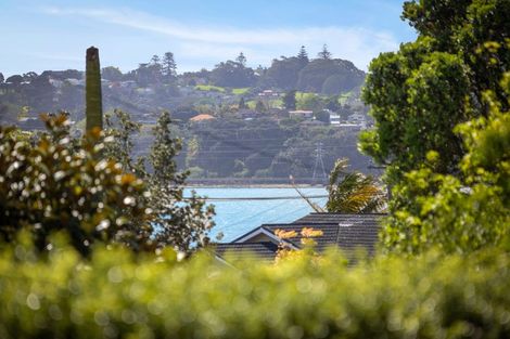 Photo of property in 4a Sullivan Avenue, Mangere Bridge, Auckland, 2022