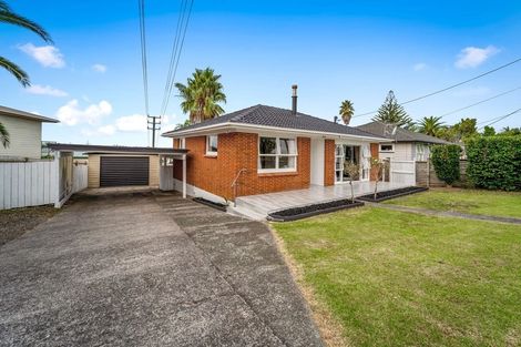 Photo of property in 125 Waimumu Road, Massey, Auckland, 0614