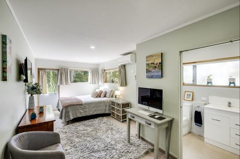 Photo of property in 16 Lucknow Terrace, Hospital Hill, Napier, 4110