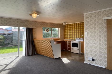 Photo of property in 16 Huatoki Street, Vogeltown, New Plymouth, 4310