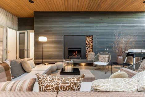 Photo of property in 64 Taumata Road, Omaha, 0986