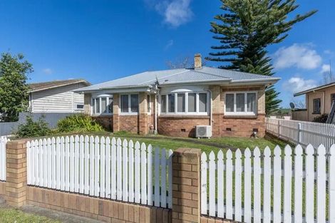 Photo of property in 238 Great South Road, Huntly, 3700