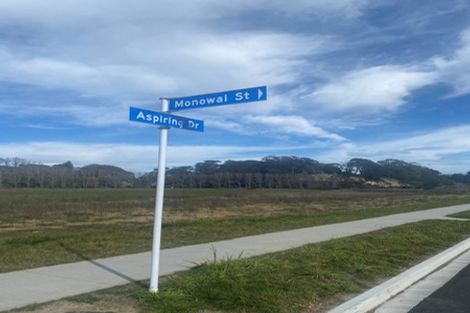 Photo of property in 15 Monowai Street, Poraiti, Napier, 4112