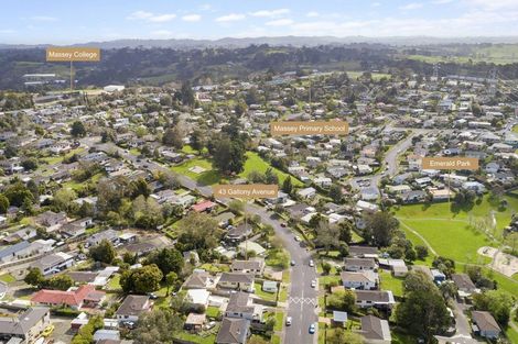 Photo of property in 43 Gallony Avenue, Massey, Auckland, 0614