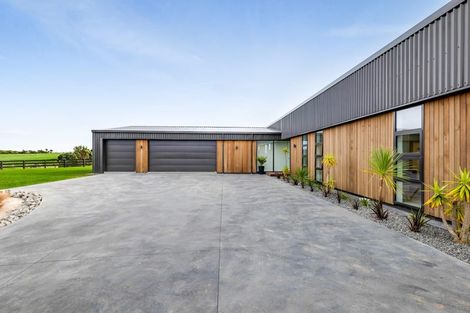 Photo of property in 29 Washer Road, Omata, New Plymouth, 4374