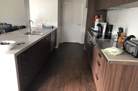 Photo of property in 15 Coutts Way, Fitzherbert, Palmerston North, 4410