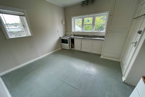 Photo of property in 8 Brook Street, Waiwhetu, Lower Hutt, 5010