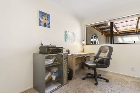 Photo of property in 2 Coleraine Street, Cromwell, 9310