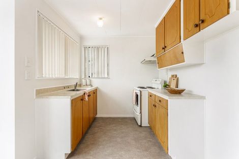 Photo of property in 14a Chablis Place, Henderson, Auckland, 0612
