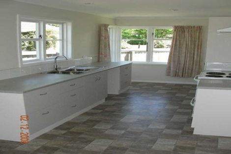 Photo of property in 38 Hollyford Avenue, Bryndwr, Christchurch, 8053