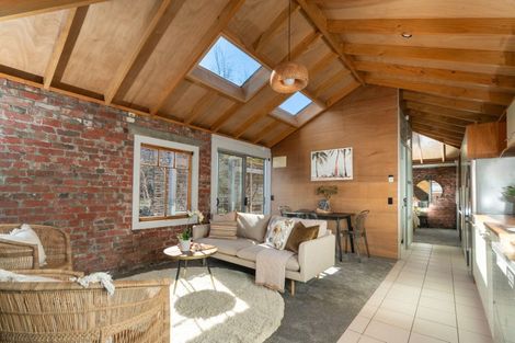 Photo of property in 1b Manley Terrace, Newtown, Wellington, 6021