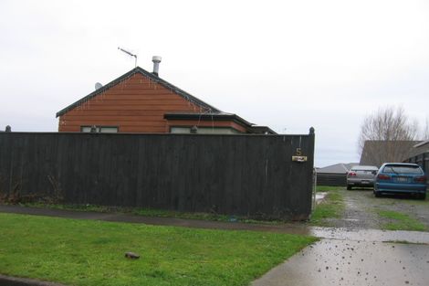 Photo of property in 5 Lydia Place, Kelvin Grove, Palmerston North, 4414