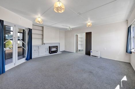 Photo of property in 124 Glover Road, Hawera, 4610