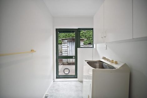 Photo of property in 20 Yarlside Place, Northpark, Auckland, 2013