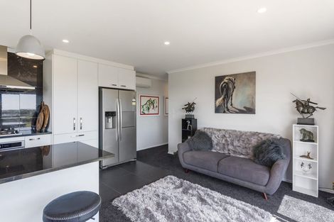 Photo of property in 129 South Manakau Road, Manakau, Otaki, 5583