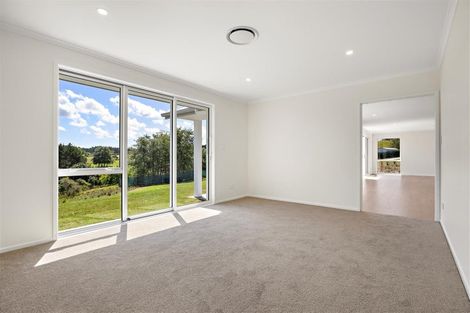 Photo of property in 409 Old North Road, Kumeu, 0892